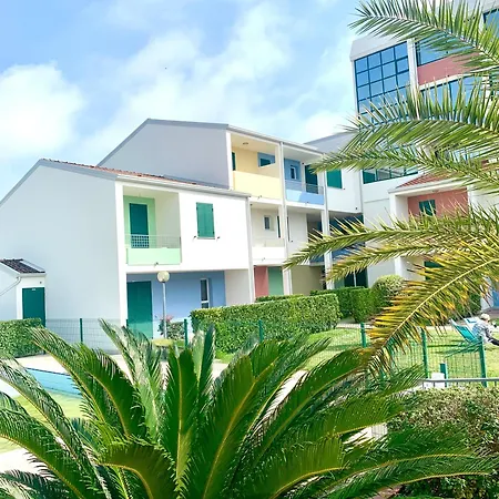 De Lux Swimming Pool, Parking, Garden 2 Appartement Caorle